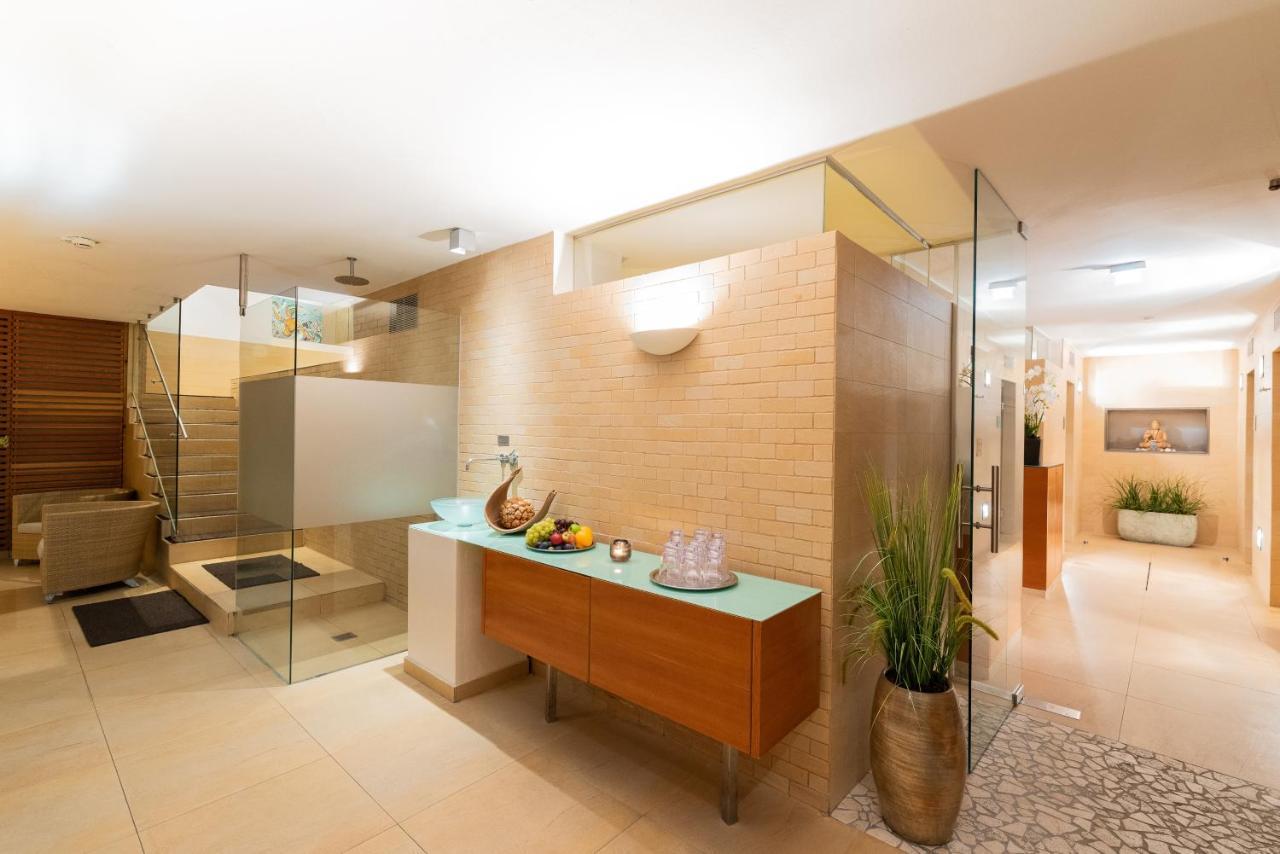 Altstadthotel Wolf-Dietrich Salzburg Bagian luar foto