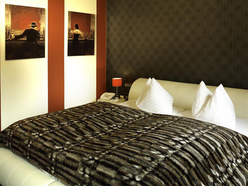 Altstadthotel Wolf-Dietrich Salzburg Bagian luar foto