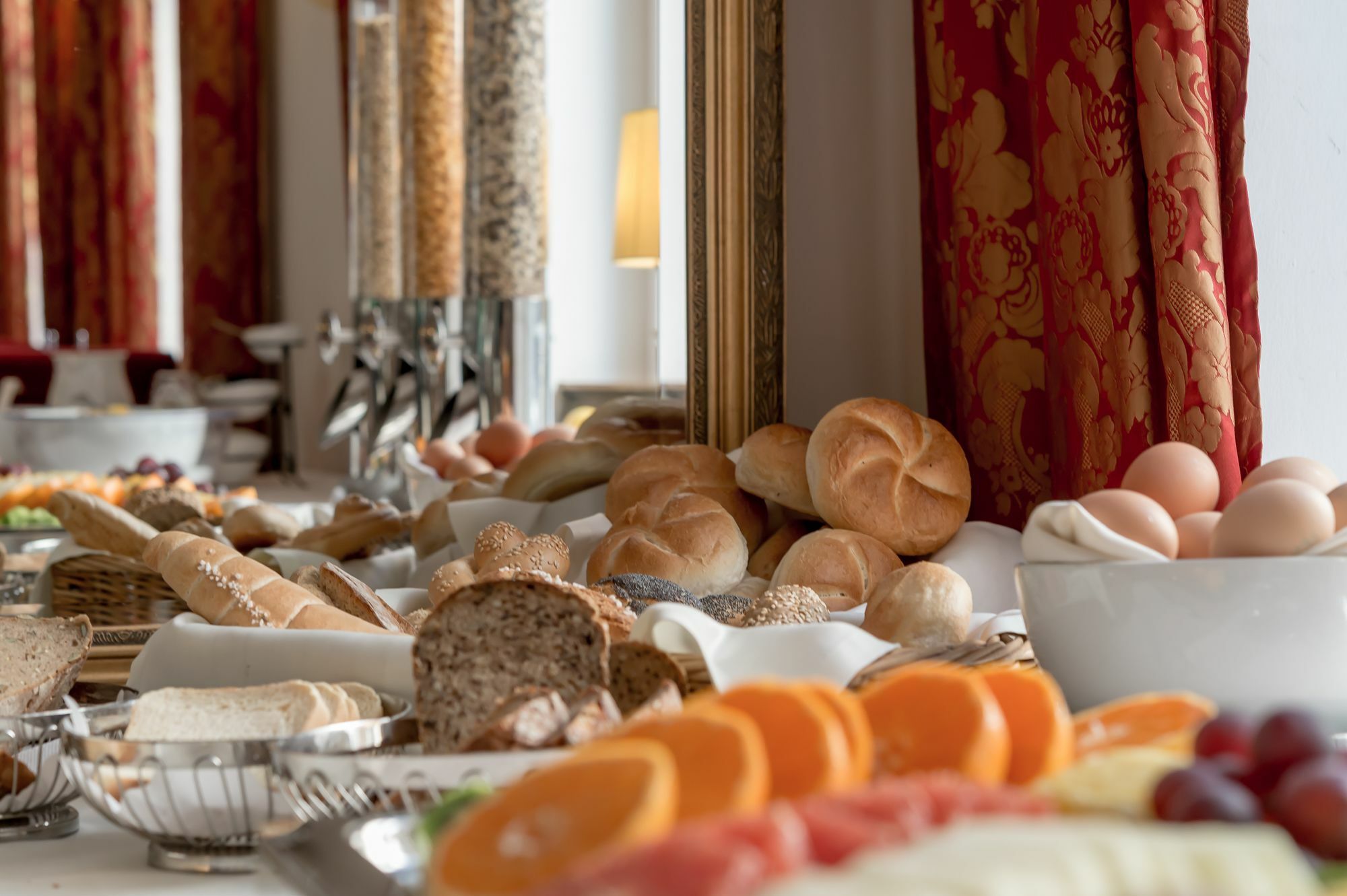 Altstadthotel Wolf-Dietrich Salzburg Bagian luar foto